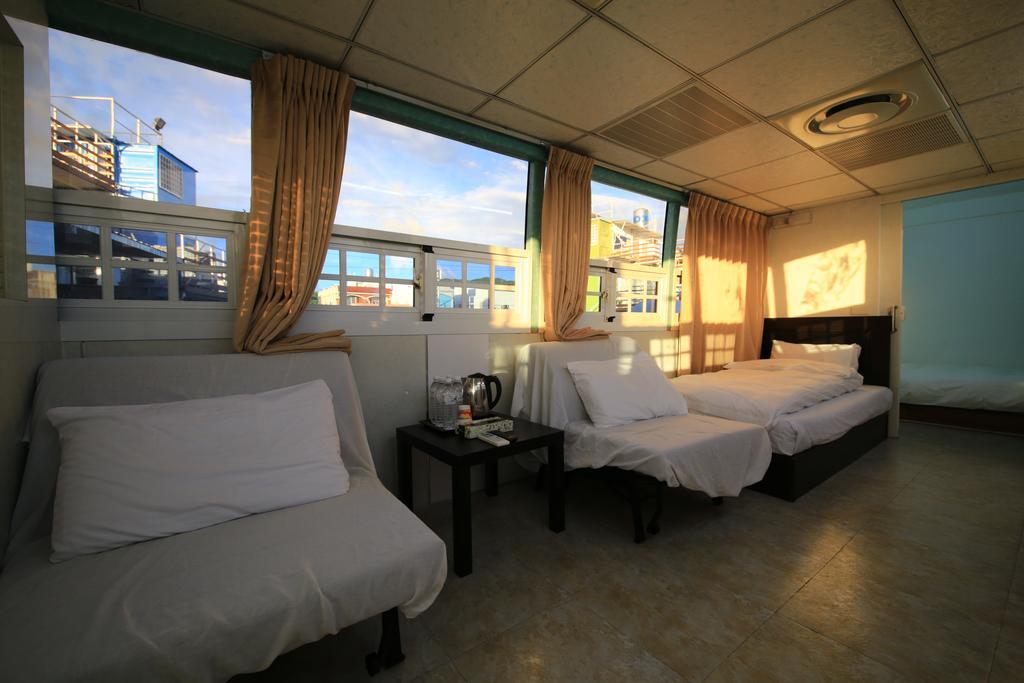 Mei Ru Car Rent Homestay Heng-ch'un Exterior foto